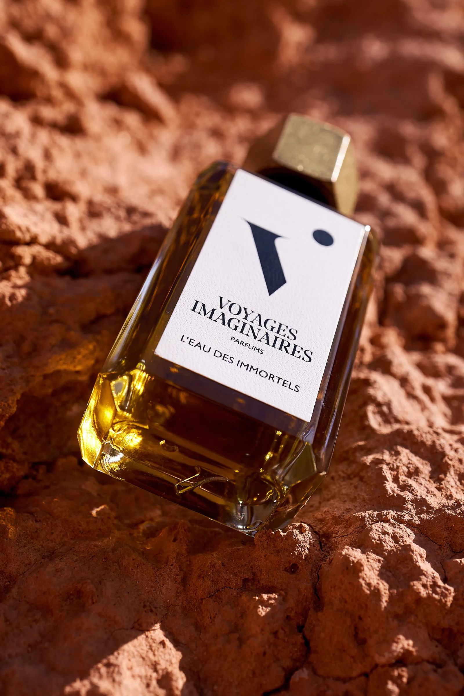 Новый аромат L’Eau des Immortels в коллекции Voyages Imaginaires Камиль Гуталь и Изабель Дуайен, фото 2 Новый аромат L’Eau des Immortels в коллекции Voyages Imaginaires, фото 2