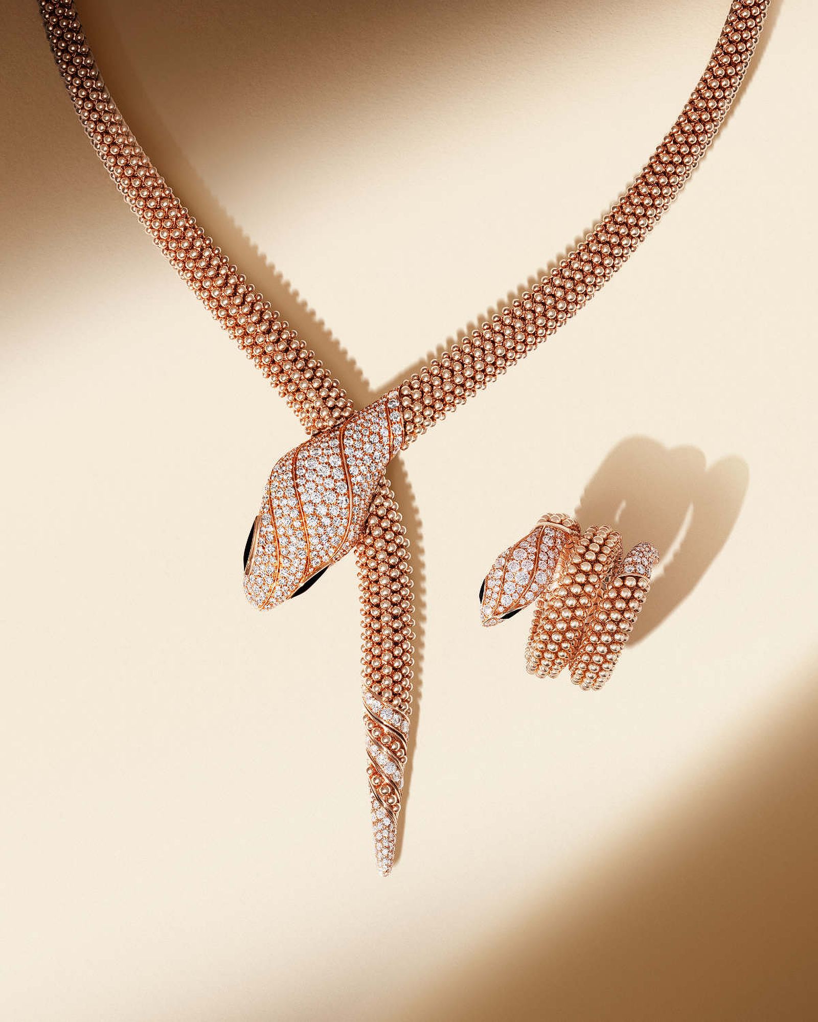 Выставка «Bvlgari Serpent: 75 лет бесконечных историй» в музее Тиссена-Борнемисы продлится до 16 апреля 2023, фото 16 Выставка «Bvlgari Serpent: 75 лет бесконечных историй» в музее Тиссена-Борнемисы, фото 16