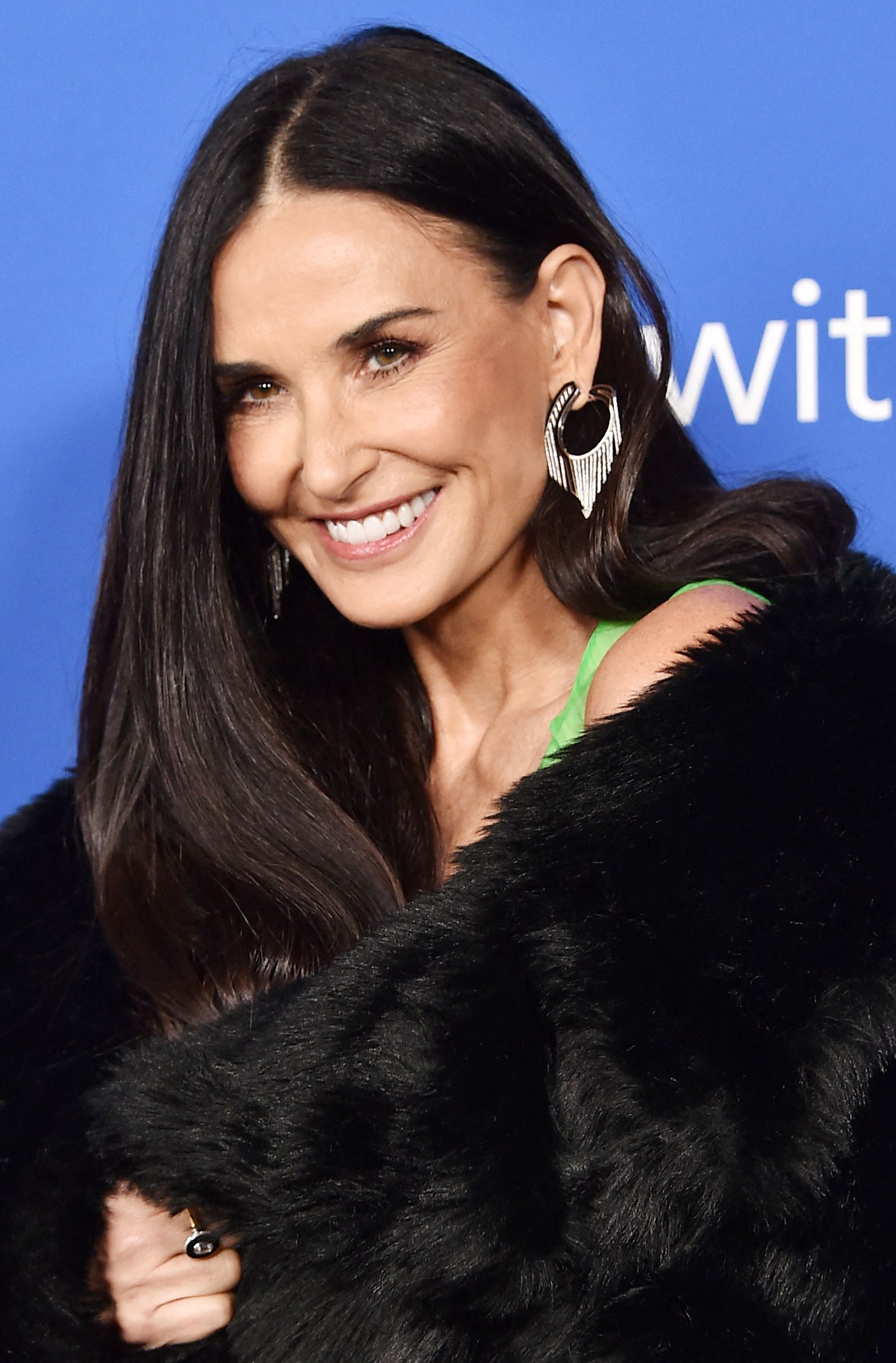 Деми Мур на церемонии вручения премий Fashion Trust US 2023 в Голливуде, фото 2 Деми Мур на церемонии вручения премий Fashion Trust US 2023 в Голливуде, 21 марта 2023 г., фото 2
