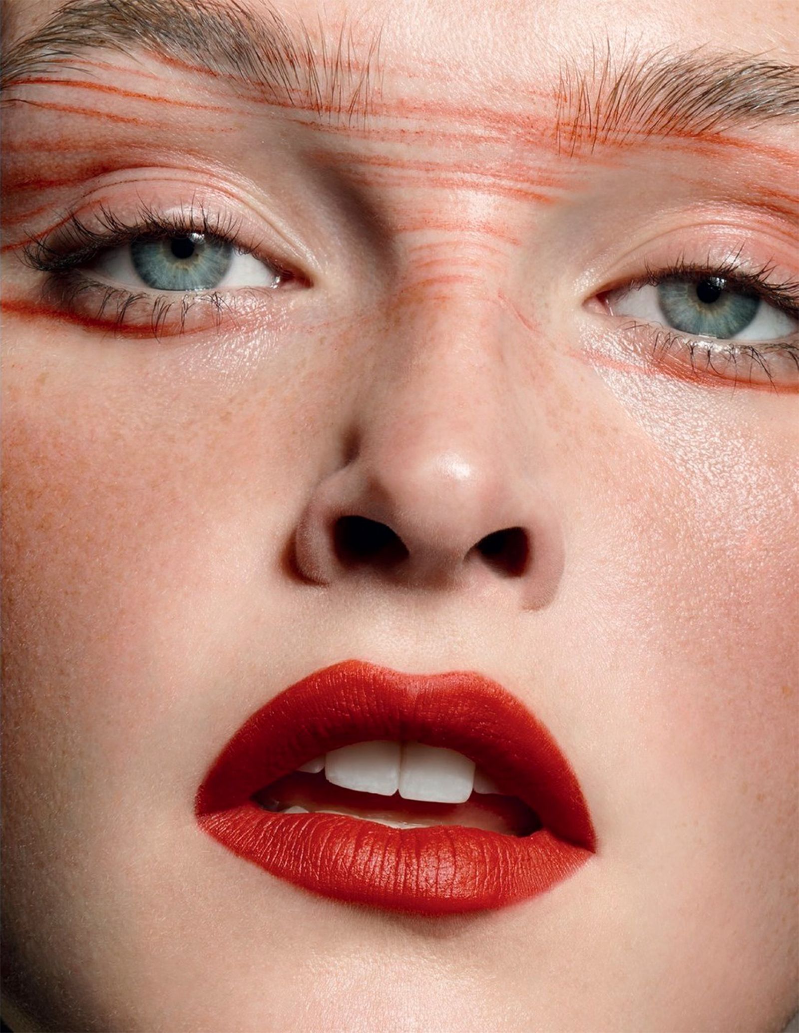 Chanel Beauty: Джин Кэмпбелл в фотосерии Лиз Коллинс для Vogue Germany, фото 4 Джин Кэмпбелл в фотосерии Лиз Коллинс для Vogue Germany, фото 4