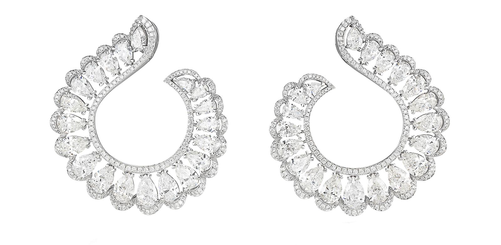 Серьги Chopard Haute Joaillerie из 18-каратного белого золота с бесцветными бриллиантами Серьги Chopard Haute Joaillerie из 18-каратного белого золота с бесцветными бриллиантами огранки «груша»