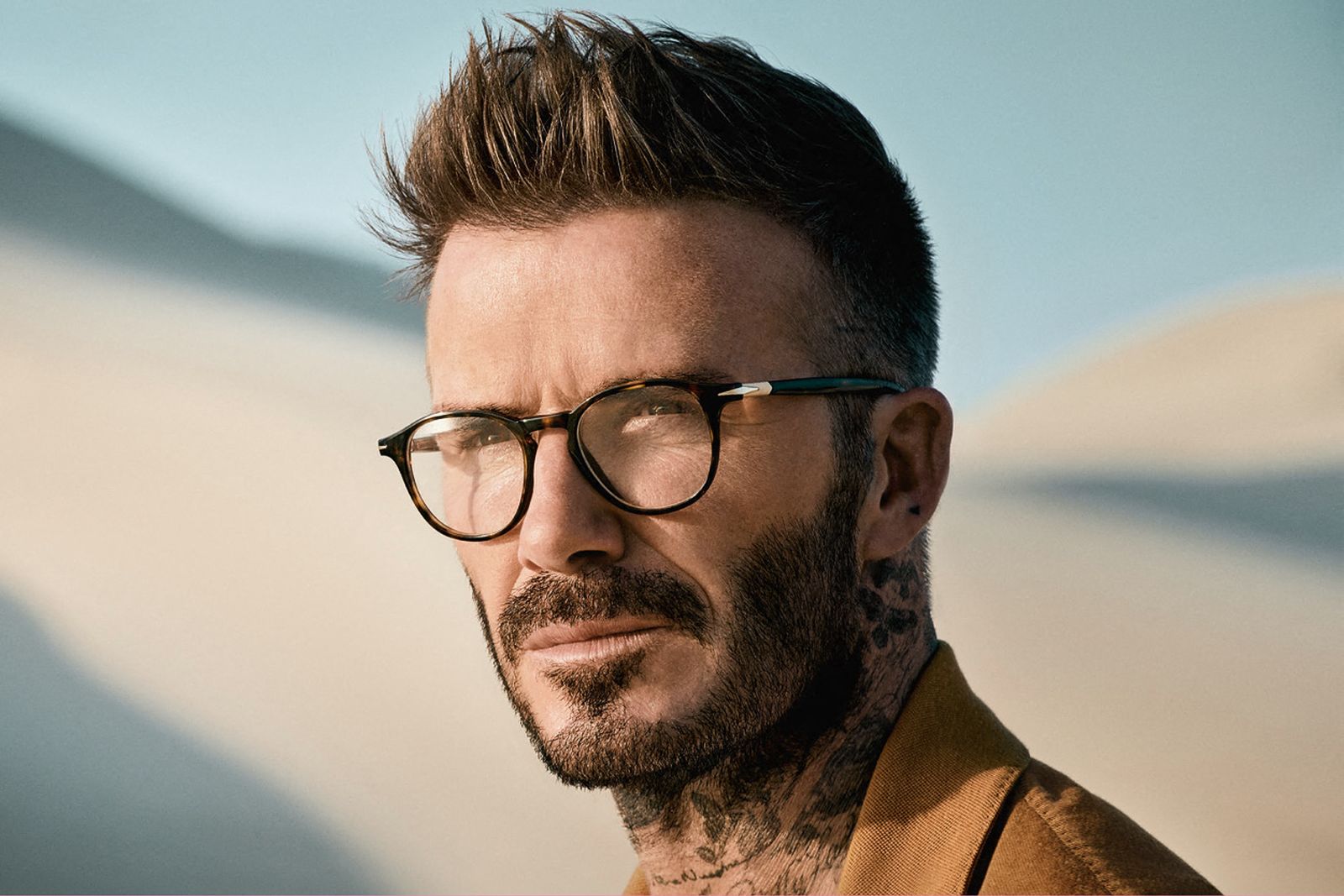 Дэвид Бекхэм представил коллекцию собственной линии очков David Beckham Весна/Лето 2023, фото 4 Дэвид Бекхэм представил коллекцию очков David Beckham Весна/Лето 2023, фото 4