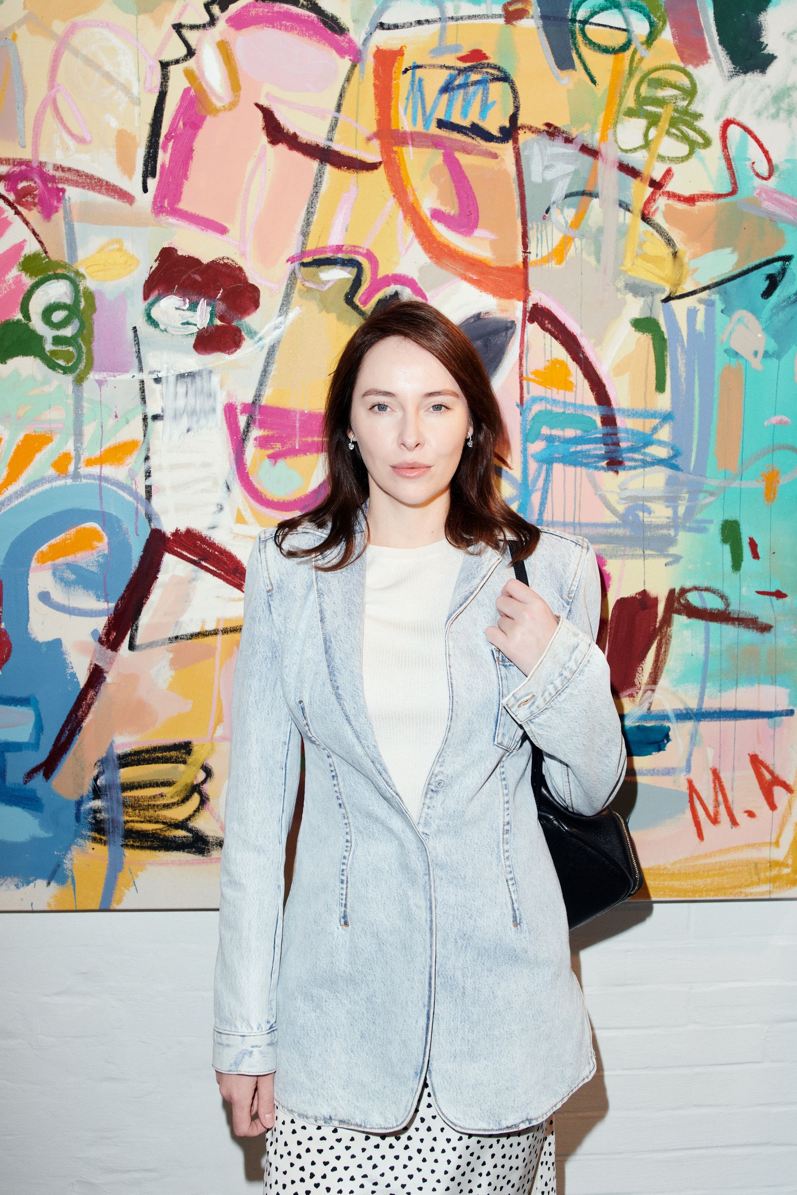 Ирина Зарькова на открытии выставки Маркоса Анзиани в Askeri Gallery Ирина Зарькова на открытии выставки Маркоса Анзиани в Askeri Gallery, 26 апреля 2023 г.