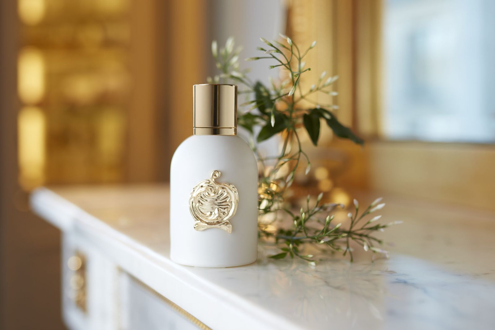 Ambre Péristyle — фирменный аромат отеля Ritz Paris Ambre Péristyle — аромат отеля Ritz Paris
