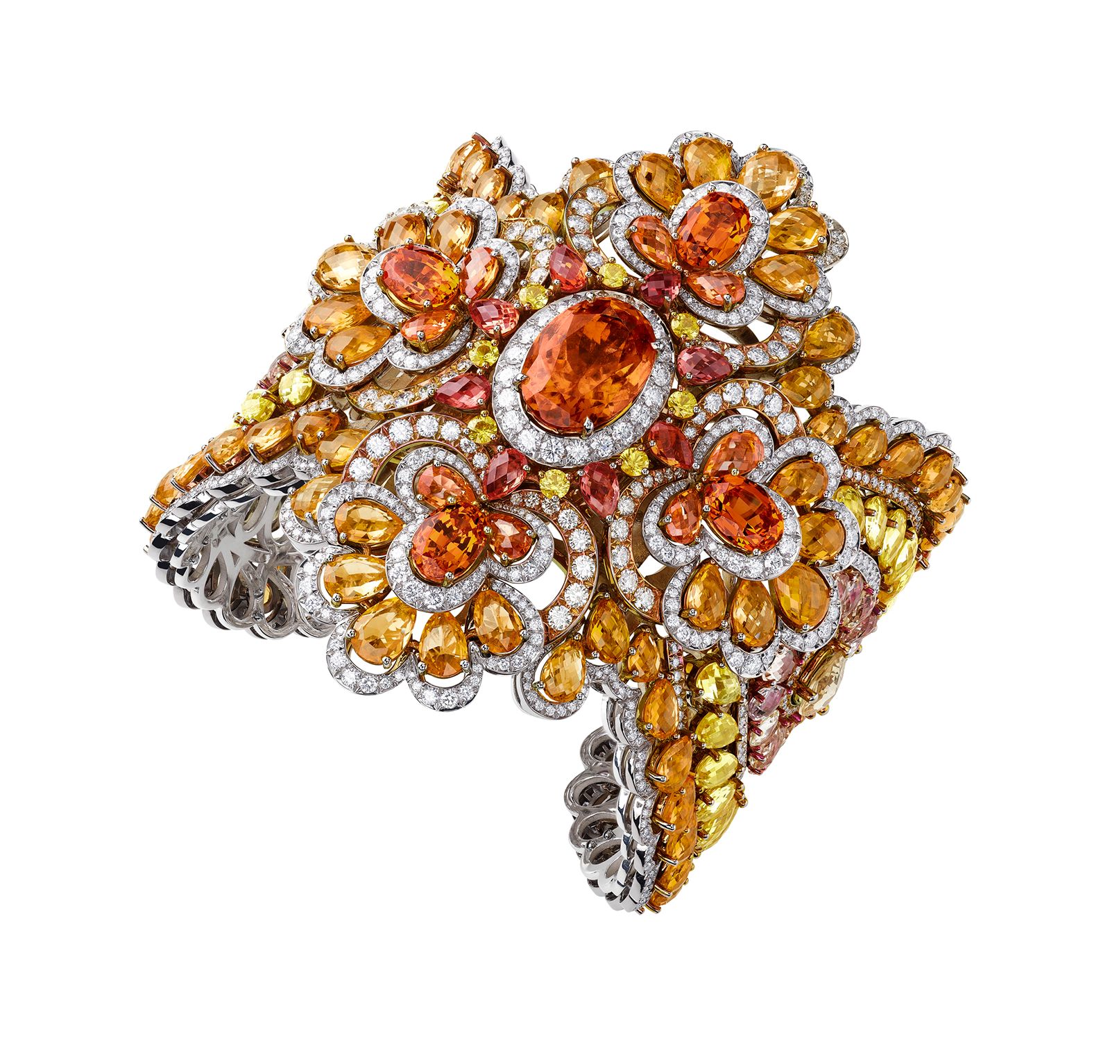 Браслет-манжета Chopard Red Carpet 2023 Браслет-манжета Chopard Red Carpet 2023 из 18-каратного белого «этичного» золота