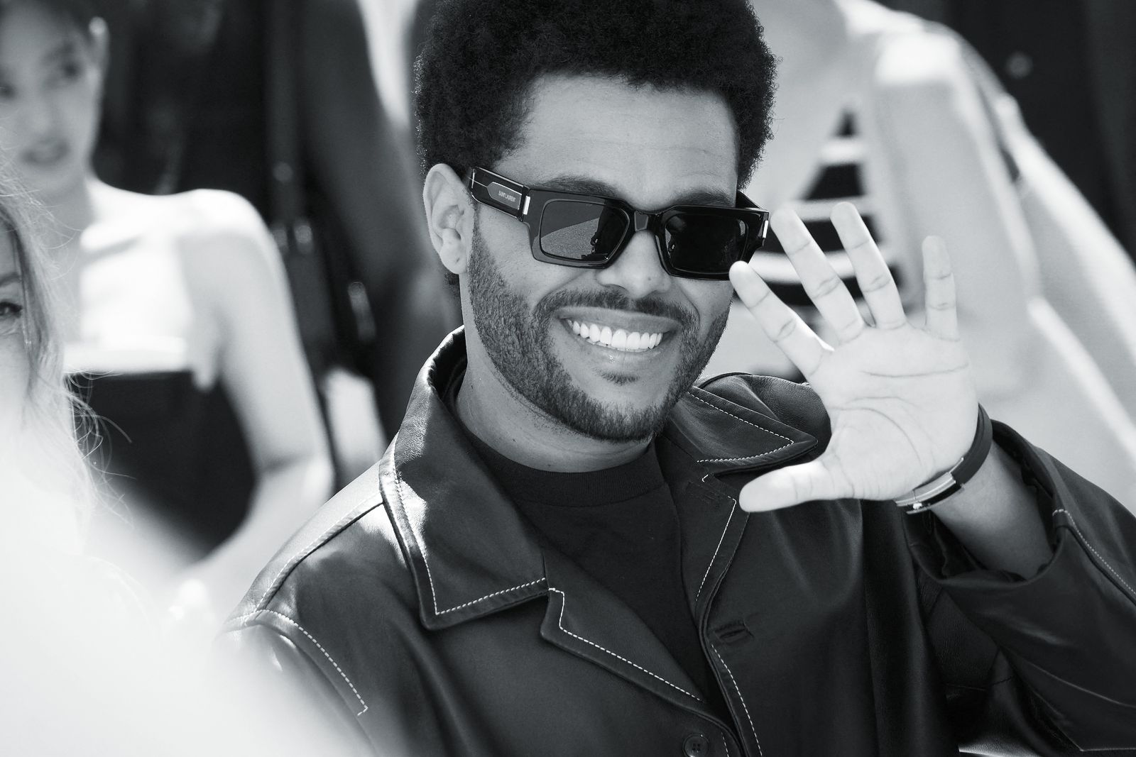 Эйбел Тесфайе (The Weeknd) на фотоколле сериала «Кумир» в рамках 76-го Каннского кинофестиваля Эйбел Тесфайе (The Weeknd) на фотоколле сериала «Кумир» в рамках 76-го Каннского кинофестиваля, 23 мая 2023 г.