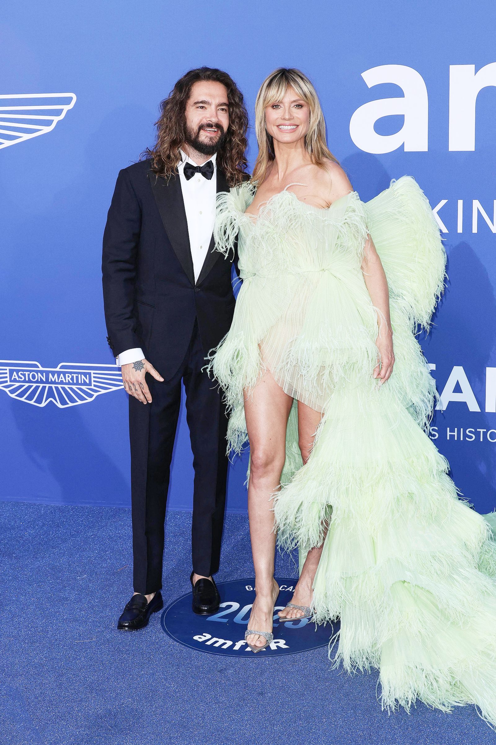 Хайди Клум в Georges Hobeika’s Spring 2023 Couture с мужем Томом Каулитцем на гала-ужине amfAR, 25 мая 2023 г. Хайди Клум в Georges Hobeika’s Spring 2023 Couture с мужем Томом Каулитцем на гала-ужине amfAR в Каннах, 25 мая 2023 г.