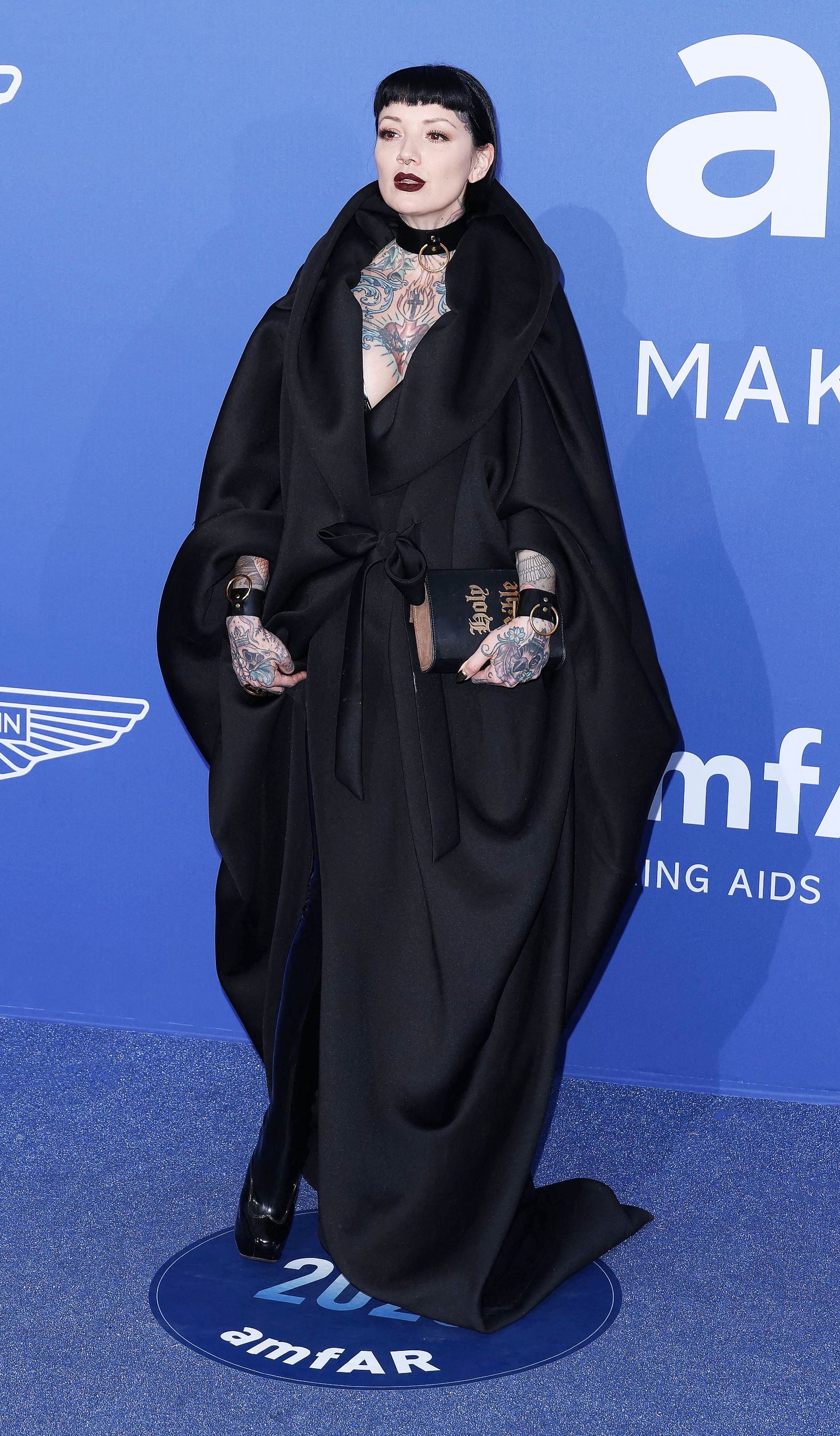 Келли Крисп на гала-ужине amfAR, 25 мая 2023 г. Келли Крисп на гала-ужине amfAR в Каннах, 25 мая 2023 г.