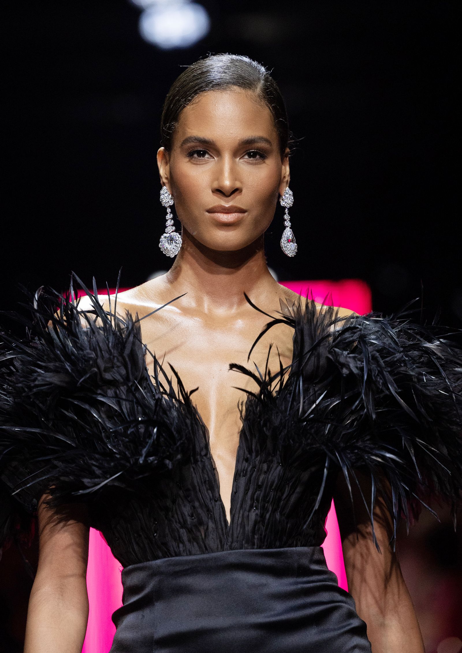 Синди Бруна на шоу коллекции Chopard Caroline's Couture, 23 мая 2023 г. Синди Бруна на шоу коллекции Chopard Caroline's Couture в Каннах, 23 мая 2023 г.