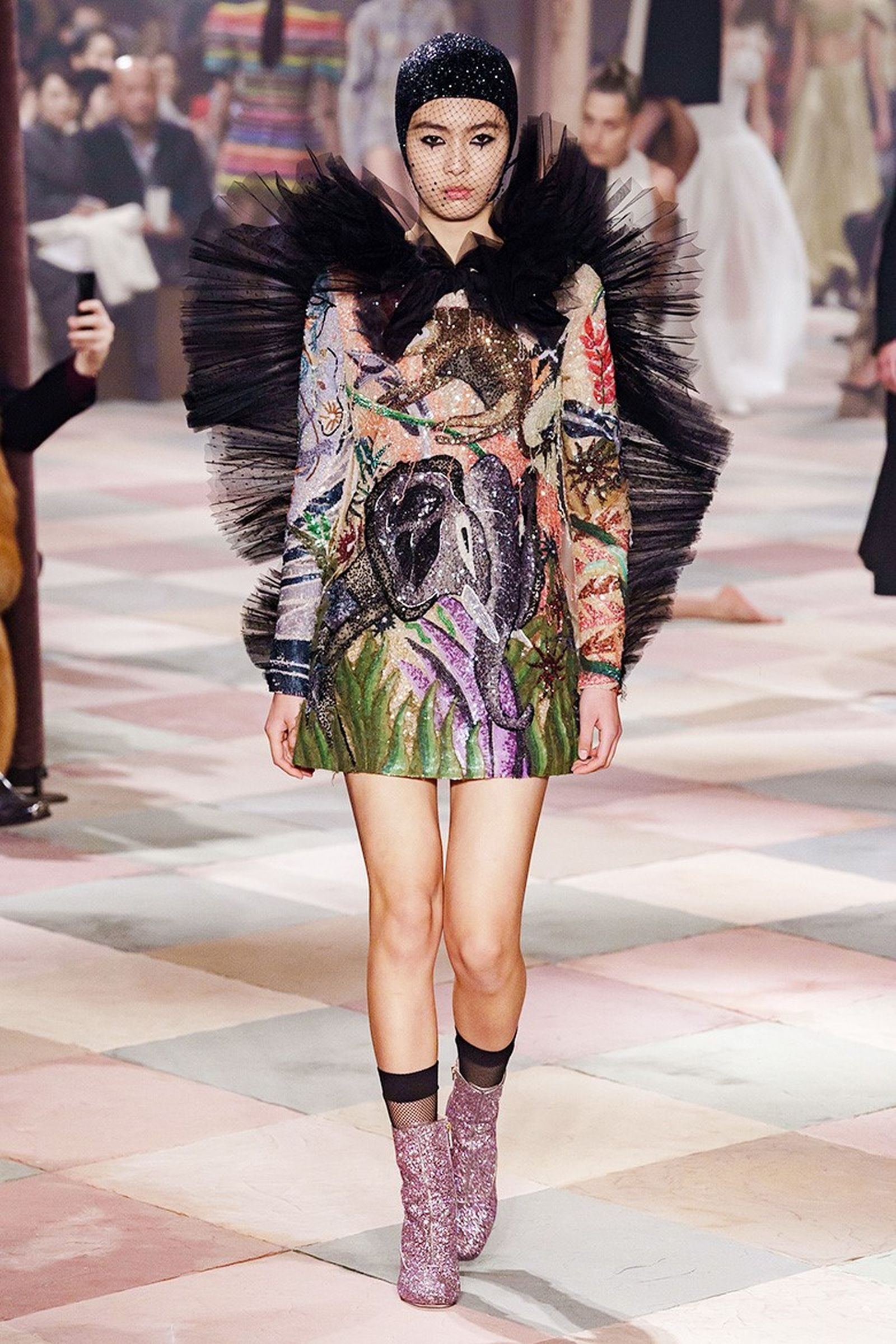 Christian Dior Spring 2019 Haute Couture Шоу Christian Dior Spring 2019 Haute Couture