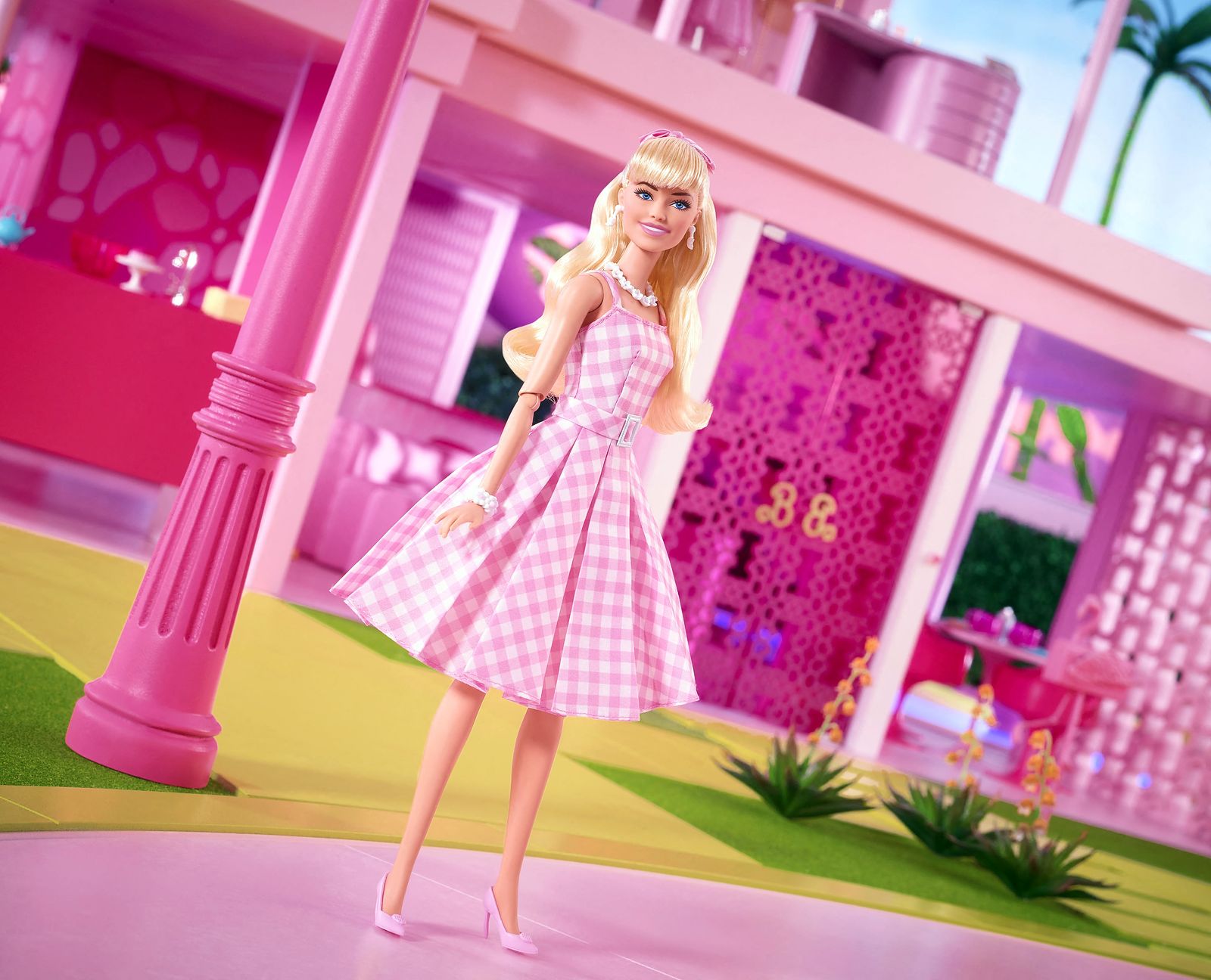 Компания Mattel представила новых Барби и Кена с внешностью Марго Робби и Райана Гослинга, фото 3 Барби и Кен с внешностью Марго Робби и Райана Гослинга, фото 3