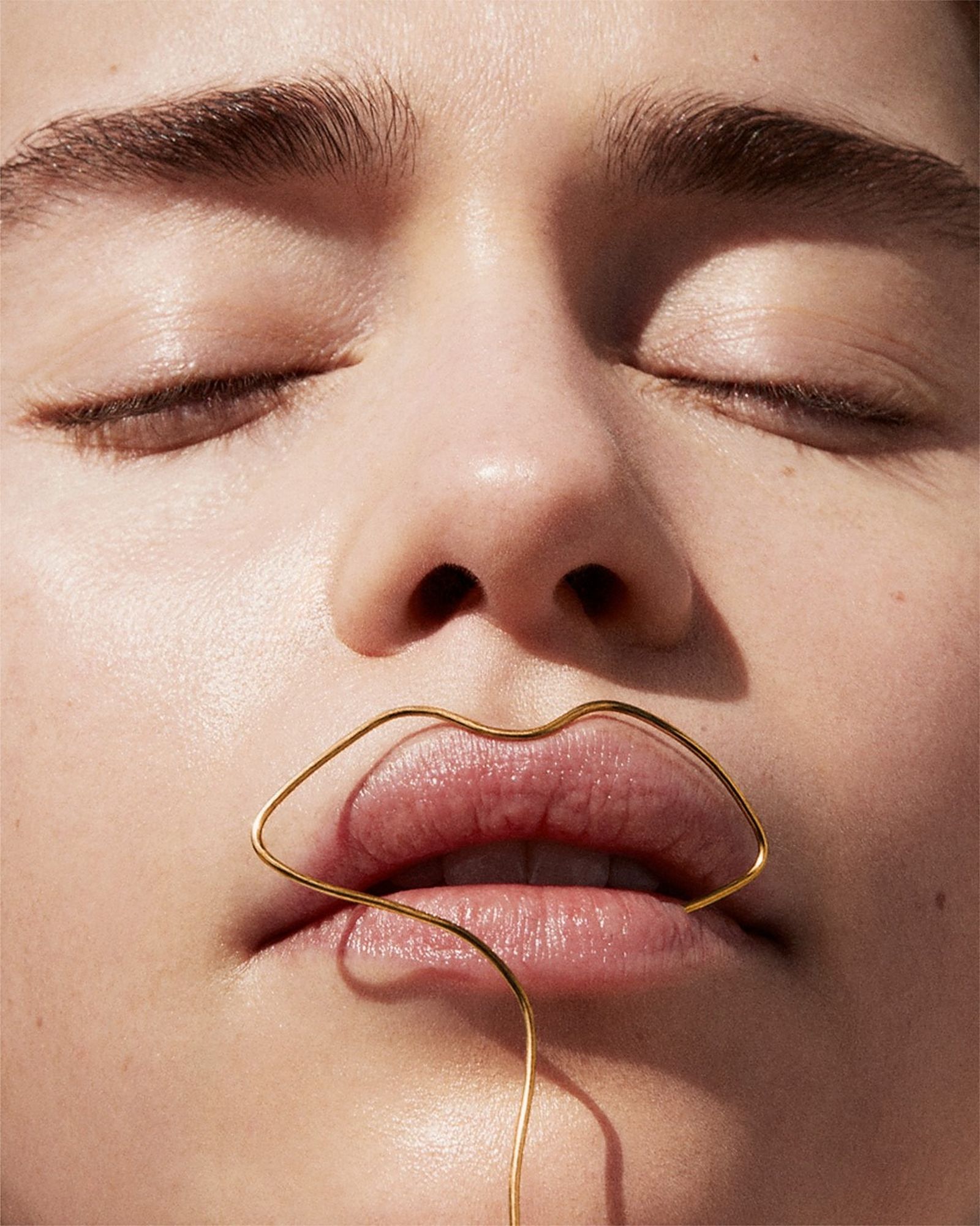 Эмилия Кларк в фотосерии Маркуса Олссона для Allure USA, фото 3