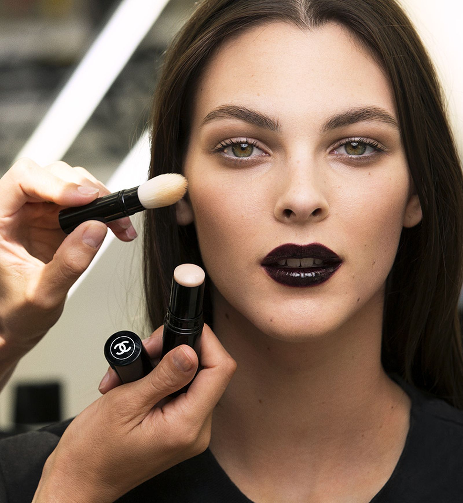 Beauty Backstage: как создавался макияж для шоу Chanel Cruise 2019/20, фото 4 Как создавался макияж для шоу Chanel Cruise 2019/20, фото 4