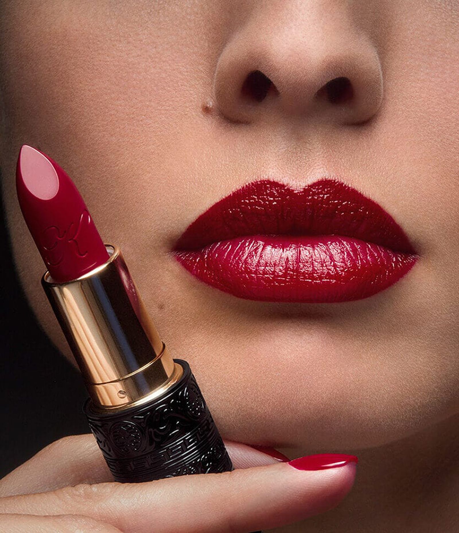 Самая желанная новинка недели: парфюмированная помада Le Rouge Parfum By Kilian, фото 1 парфюмированная помада Le Rouge Parfum By Kilian, фото 1