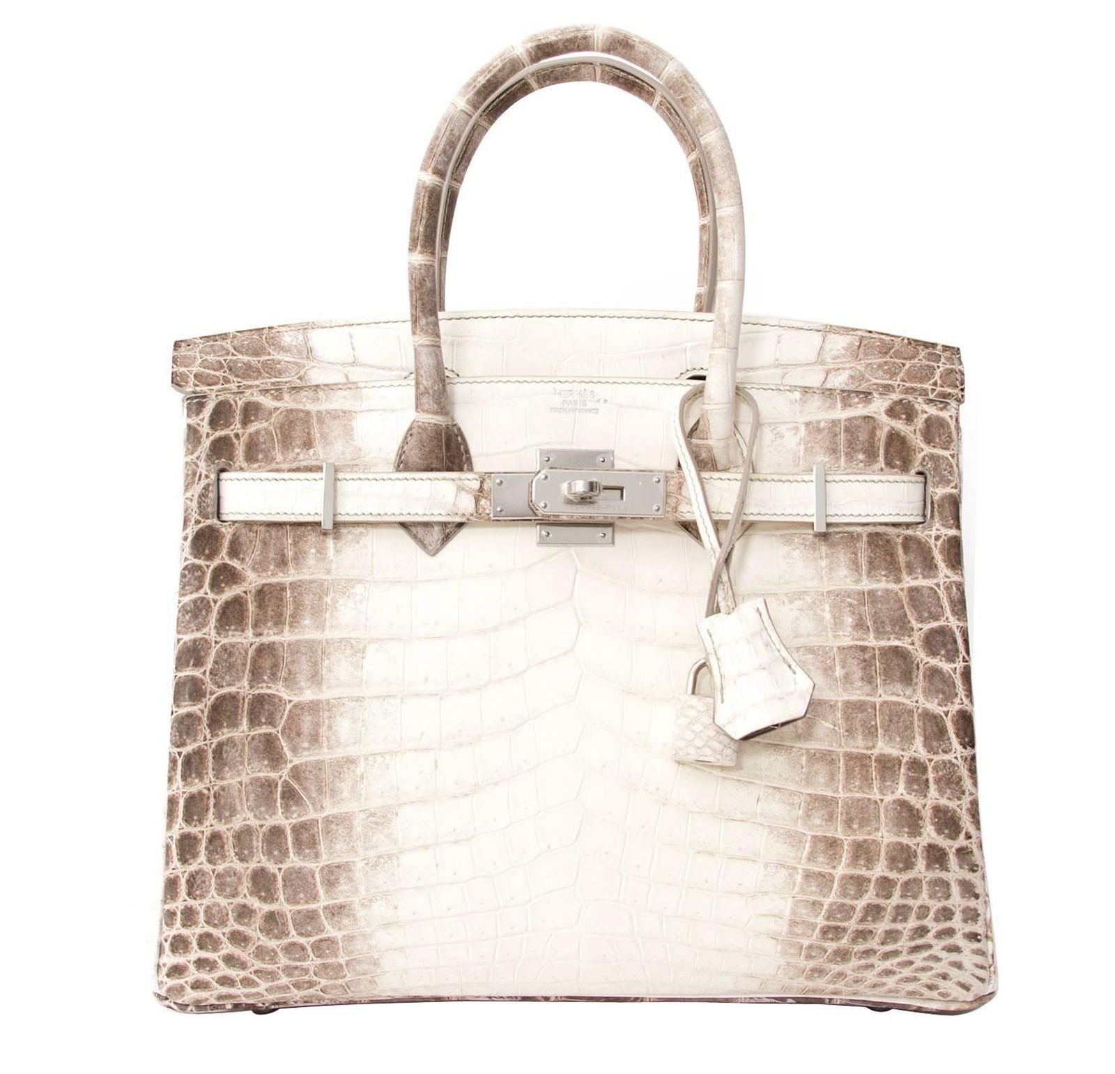 На Hermès подали в суд