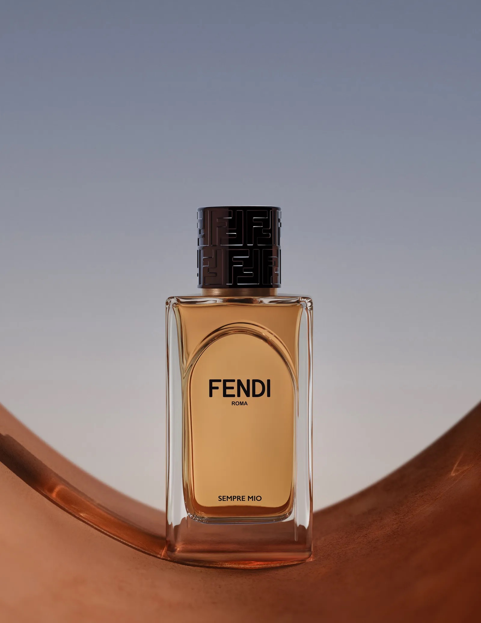 Ароматы Fendi 2024: Sempre Mio Fendi Sempre Mio