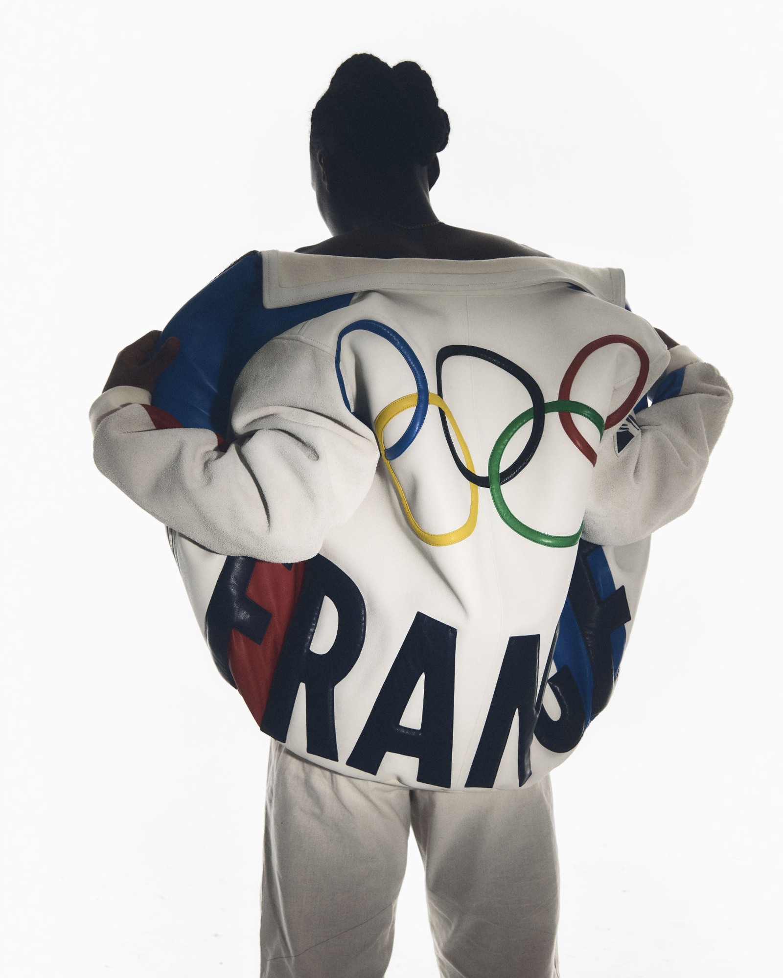 Олимпийские игры 2024: униформа Le Coq Sportif Униформы сборных Олимпиады в Париже: Le Coq Sportif