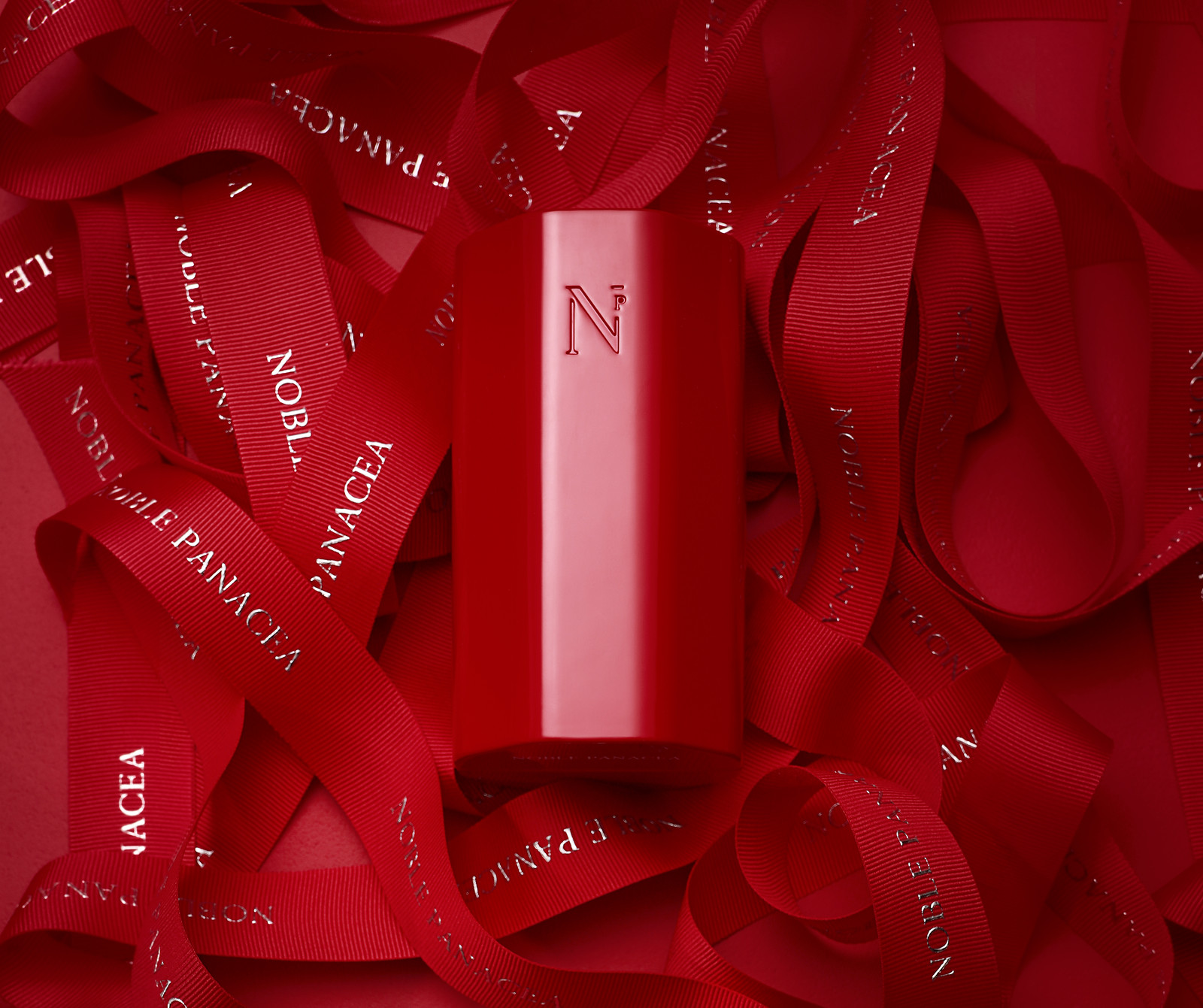 Лимитированная серия масла для лица Noble Panacea 2024 Absolute Nourishing Lift Oil от Noble Panacea в красном футляре