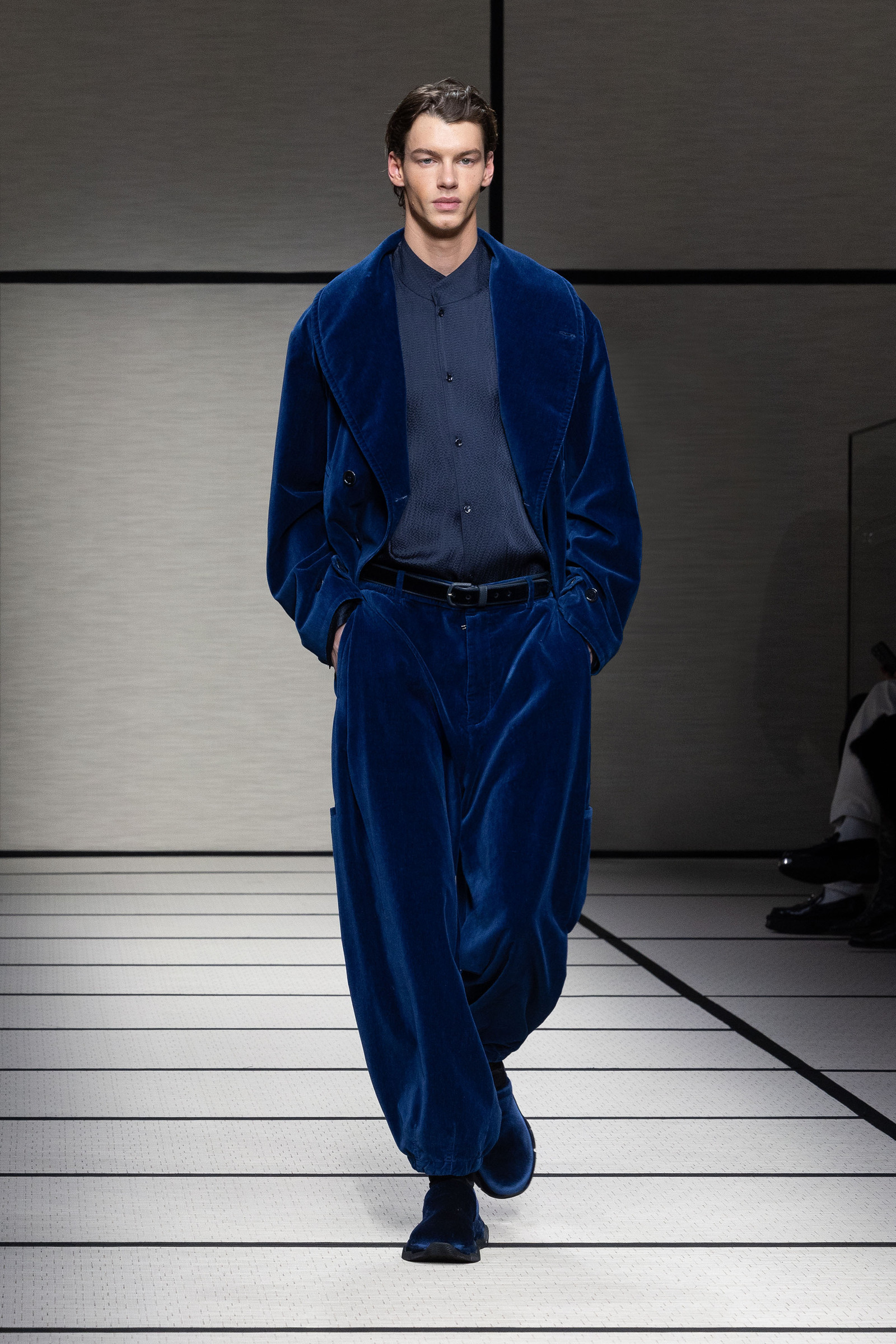 Тренды в мужской моде 2025/26: Giorgio Armani Мужская мода Осень/Зима 25/26: Армани