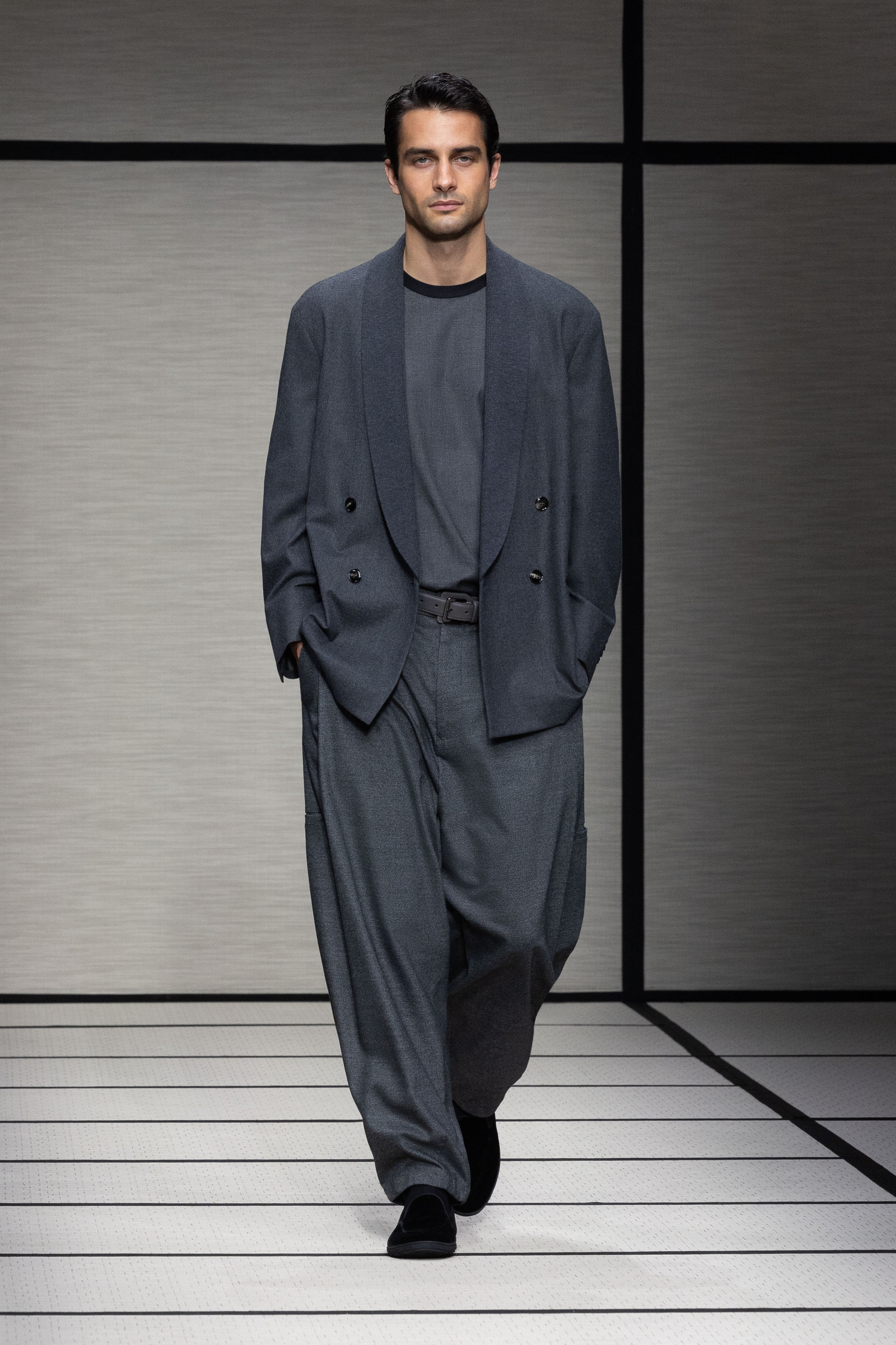 Мужские тренды 25/26: Giorgio Armani Тенденции мужской моды 2025/26: Армани