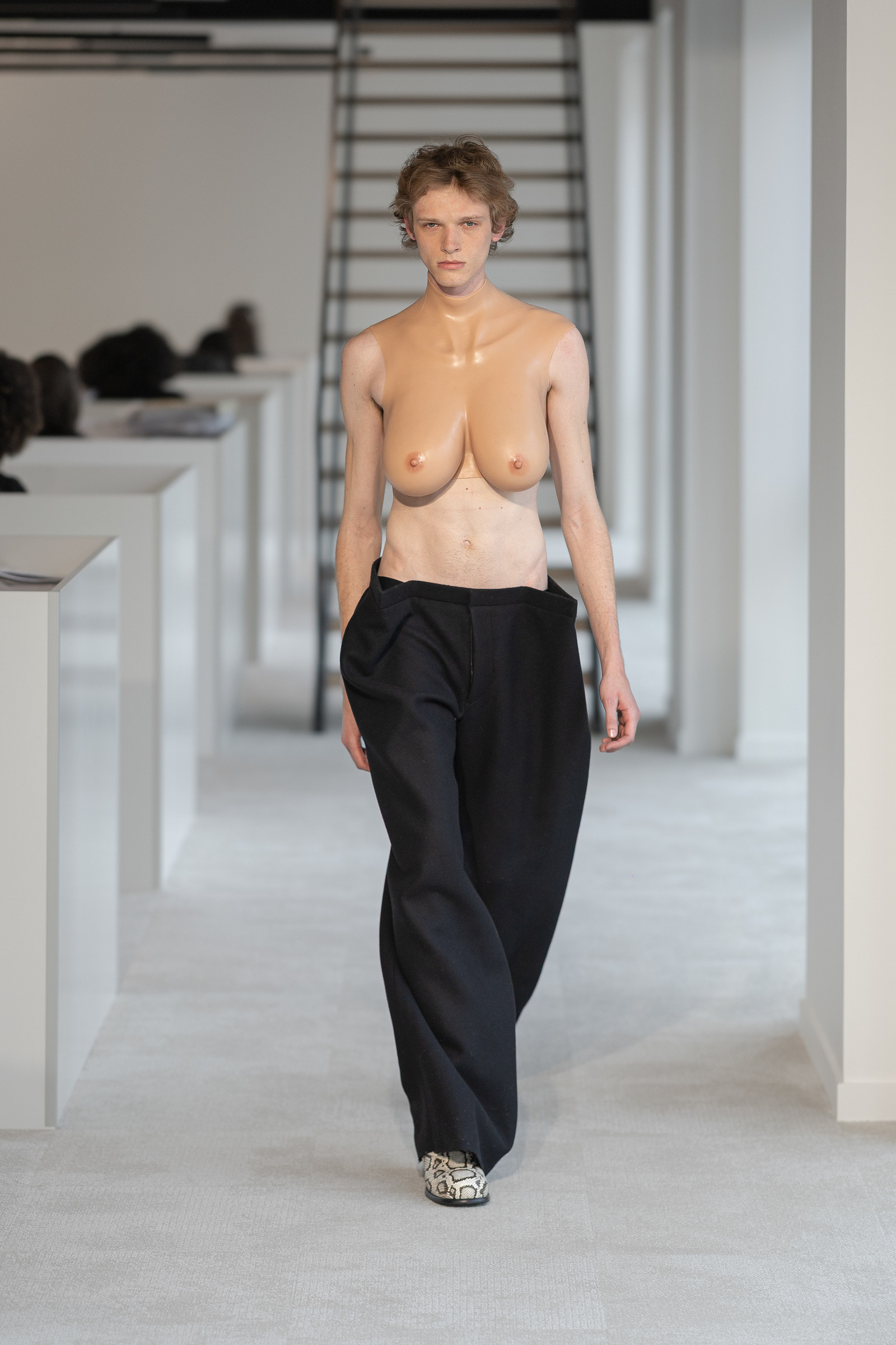 Показ коллекции Duran Lantink FW 2025/2026 Duran Lantink FW 25/26