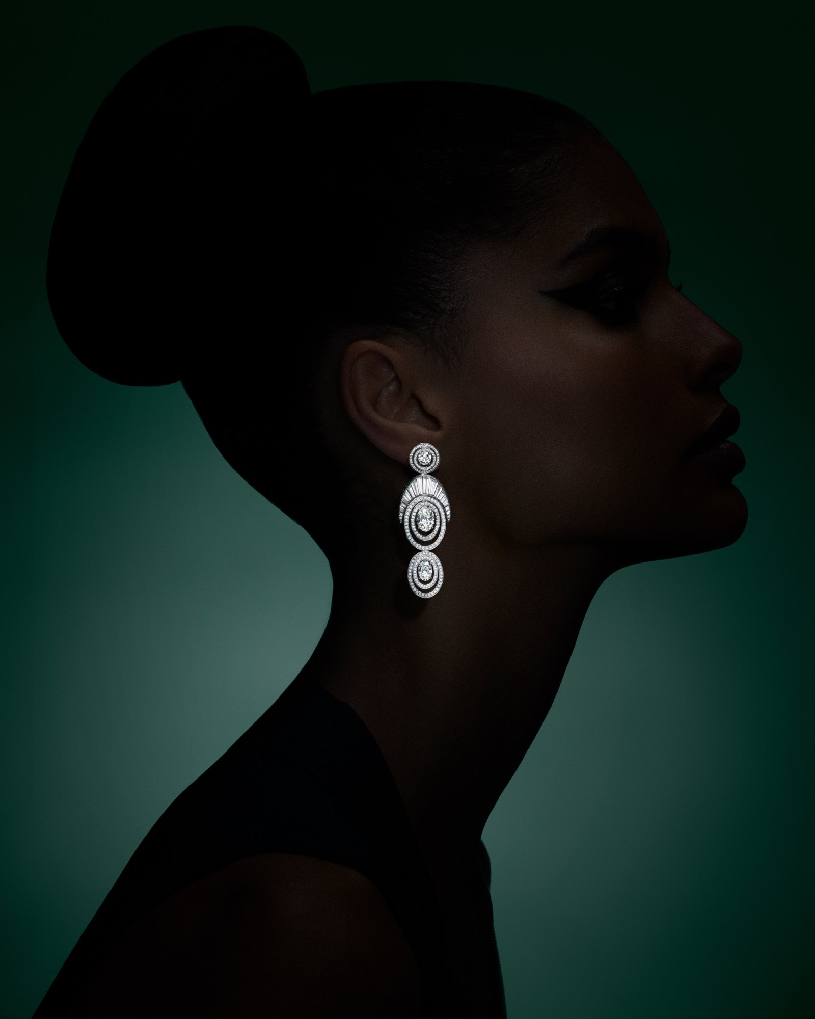 Graff, серьги из коллекции «1963», 2025 Серьги из коллекции Graff Haute Joaillerie 2025 «1963»